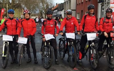 Radbegleitung der Spitzenläufer beim Silvesterlauf 2017